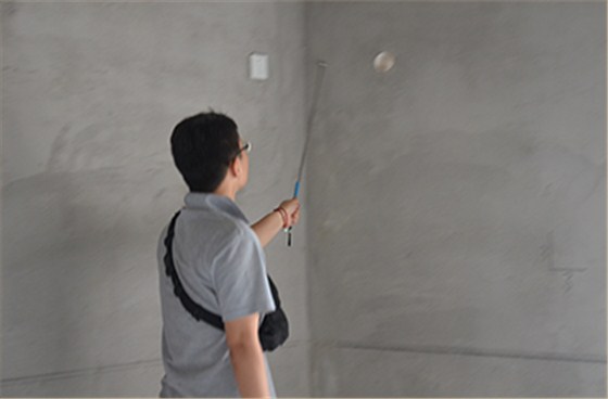 檢查墻體是否有&ldquo;空鼓&rdquo;