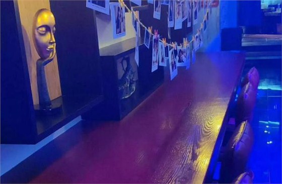 這座音樂餐吧，有一股誘惑靈魂的力量