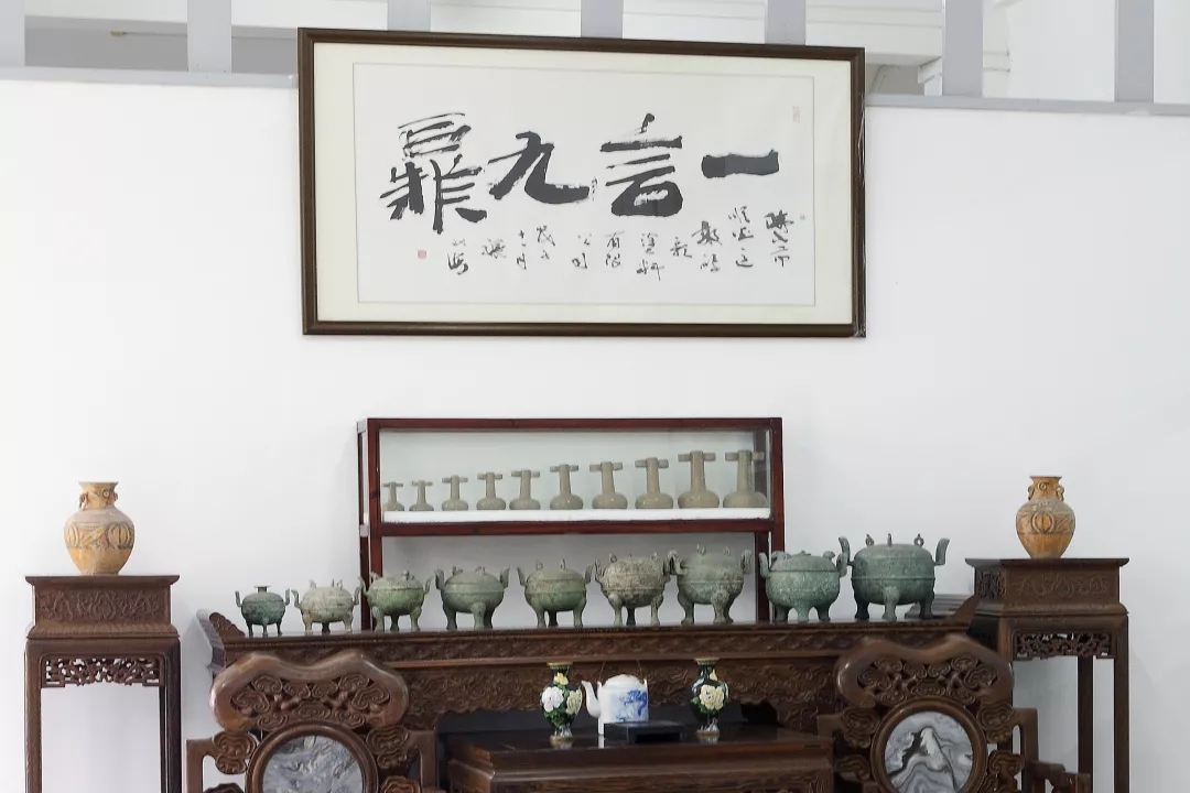 與“斜杠青年”數(shù)碼彩涂料并肩 創(chuàng)“盈”未來(lái)