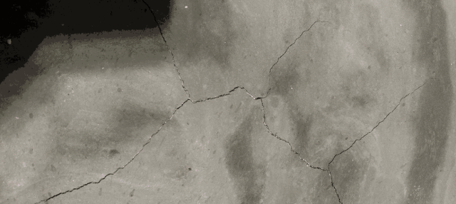 墻壁當(dāng)然要天衣無縫，防水涂膜怎能開裂！